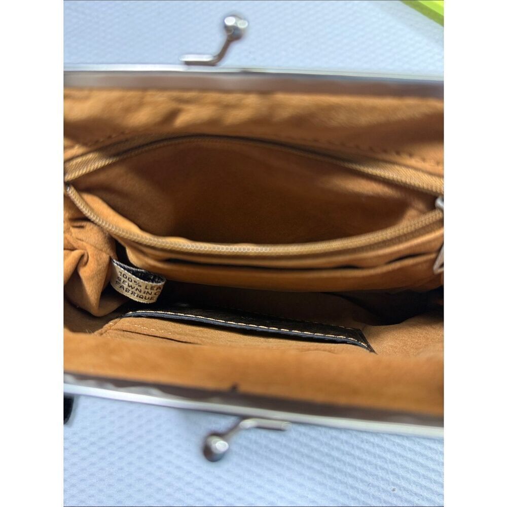Patricia Nash Savena Wristlet - Picture 9 of 10